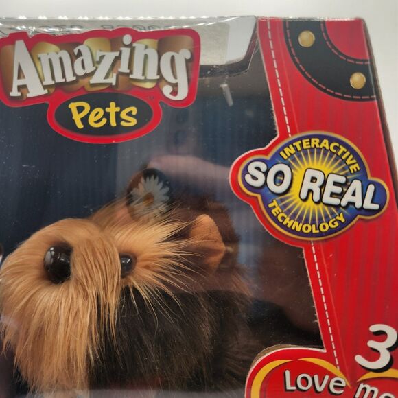 Playmates Amazing Pets Cold Nose Puppy Yorkshire Terrier Open Box Barks Wag Tail - Picture 4 of 16